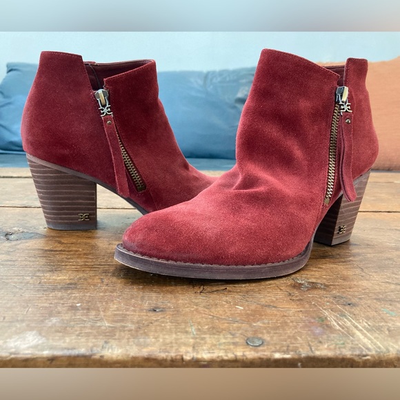 Sam Edelman Booties, size 7.5. Red/rust suede. - Picture 1 of 7
